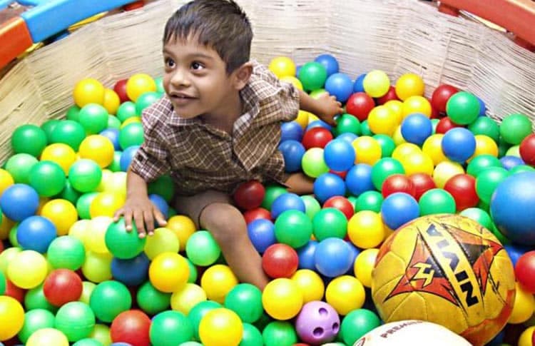 5 common symptoms of autism in children.- Quick Read